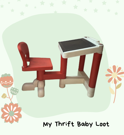 Preloved kids study table ( New Delhi )